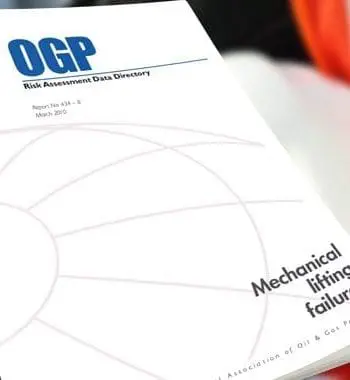 Risk assessment data directory - Mechanical lifting failures