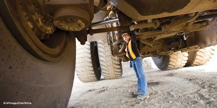 work-land-transport-web