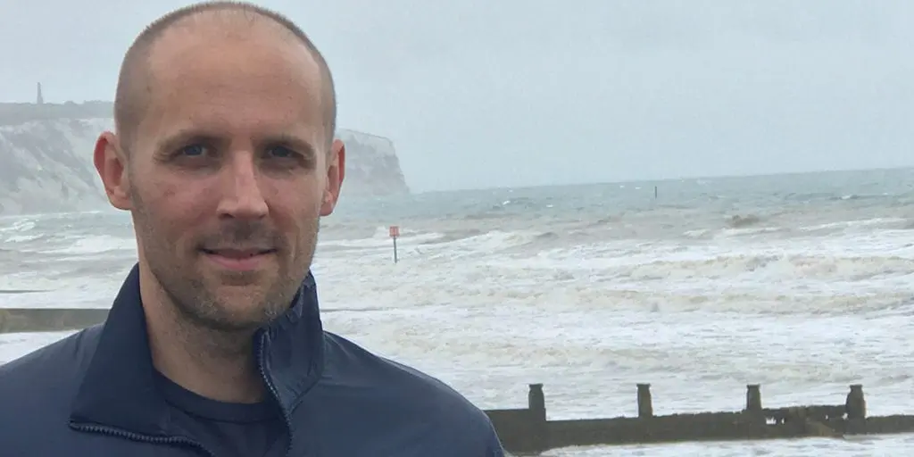 In each edition of our newsletter, we publish a short interview with an IOGP colleague or Committee Member. This Pulse’s interview is with the Chair of the Metocean Committee, Oli Jones.
