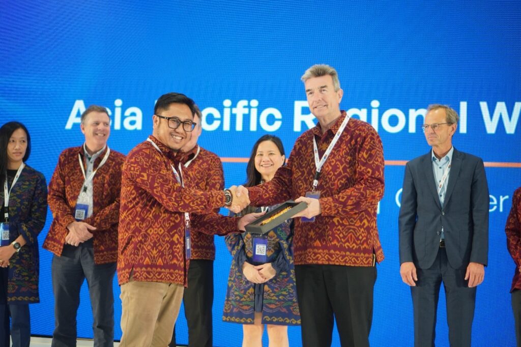 The inaugural IOGP Summit, held in Indonesia, was a great success, with over 400 attendees, representing 27 operators and many more service providers.